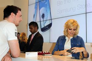 Pixie Lott - Launches the new Samsung Galaxy S3 in London (May 30, 2012)