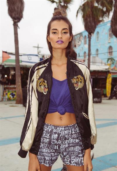 Gizele Oliveira Pictures Gizele Oliveira