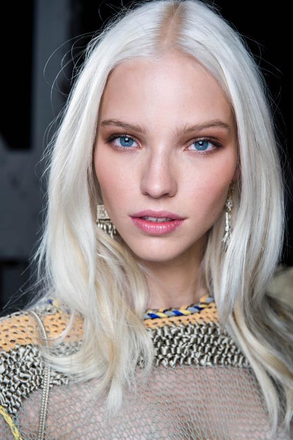 Sasha Luss