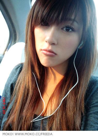 Hu Meng Yuan taking a selfie