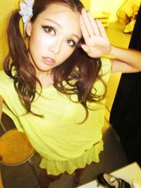 Huang Yi Lin taking a selfie