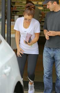 Minka Kelly at Earthbar in West Hollywood 11/9/12