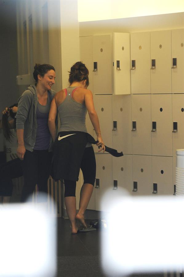 Minka Kelly goes to the gym in los angeles 18 07 12 