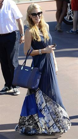 Paris Hilton Visting  Amnesia Port Forum Project  August 9, 2013