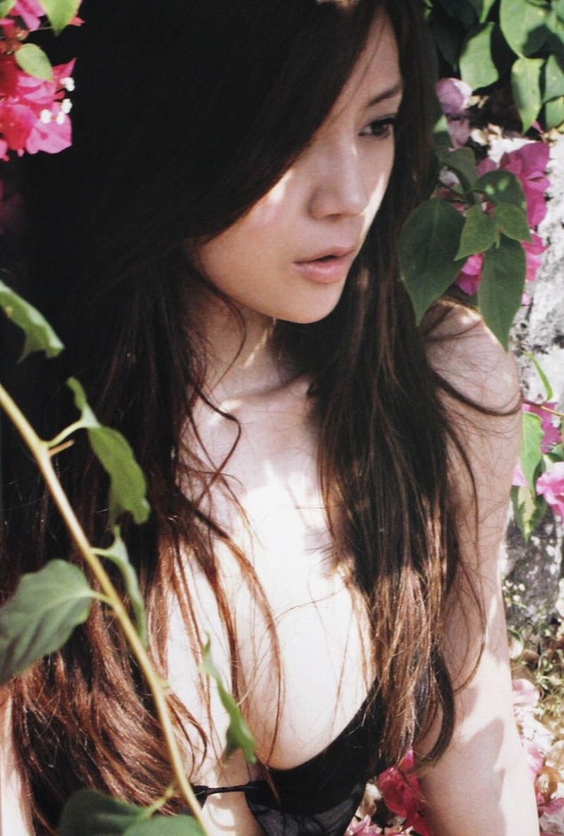 Zhou Wei Tong in a bikini