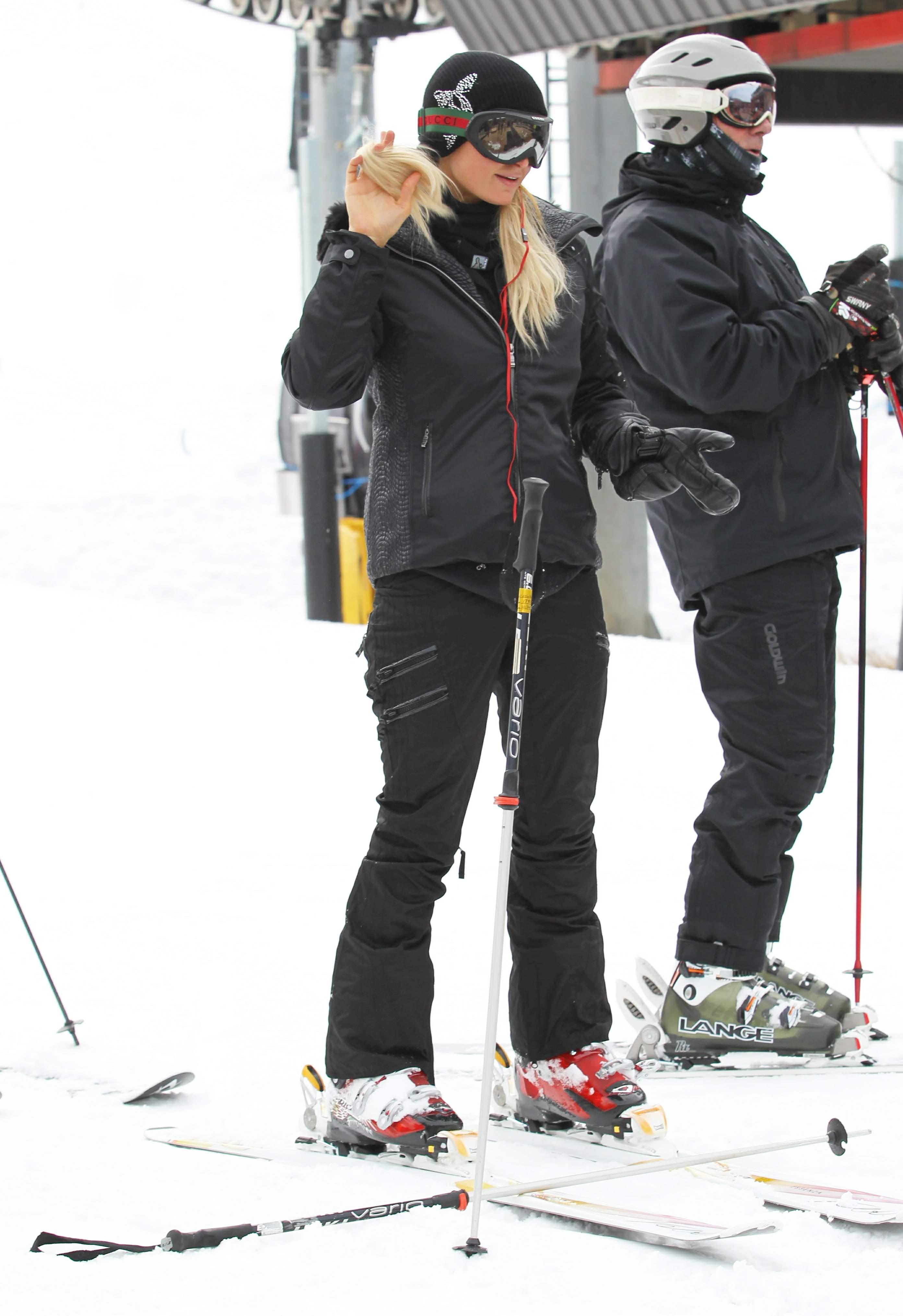Paris Hilton enjoying a day in the mountains of Aspen December 18, 2012 