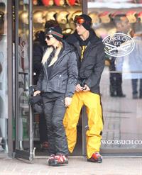 Paris Hilton enjoying a day in the mountains of Aspen December 18, 2012 