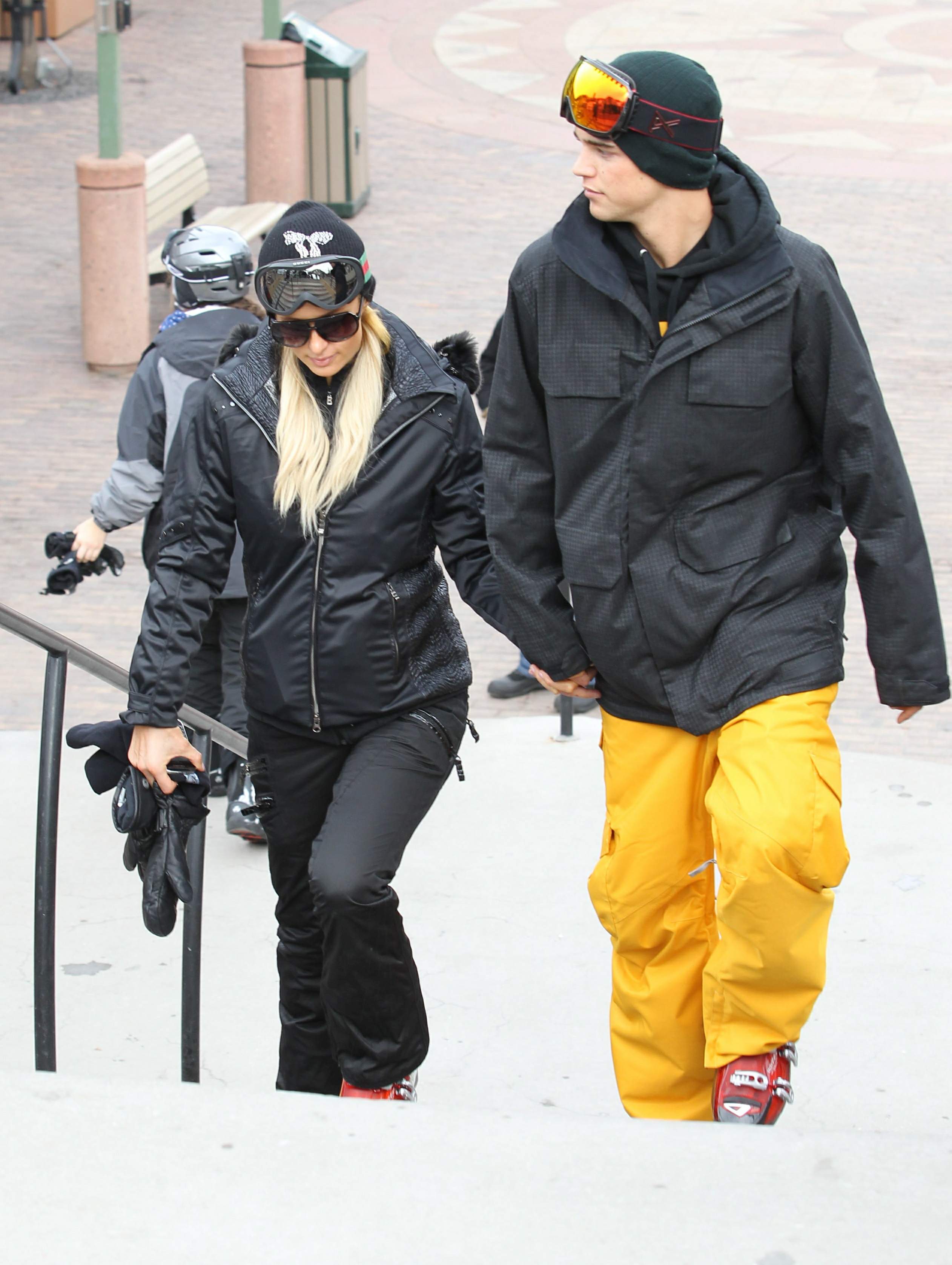 Paris Hilton enjoying a day in the mountains of Aspen December 18, 2012 