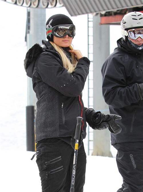 Paris Hilton enjoying a day in the mountains of Aspen December 18, 2012 