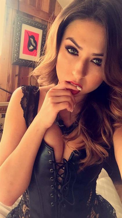 Melissa Moore taking a selfie