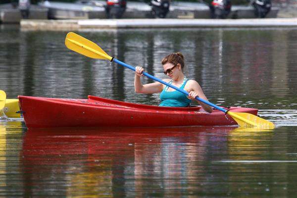 Aimee Teegarden kayaking in Ann Arbor on July 29, 2011 