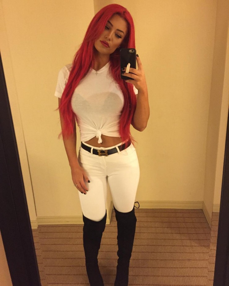 Natalie Eva Marie taking a selfie