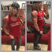 Amanda Michelle Folstad Ptak taking a selfie