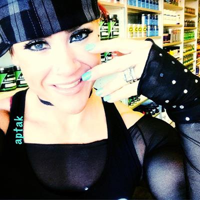 Amanda Michelle Folstad Ptak taking a selfie