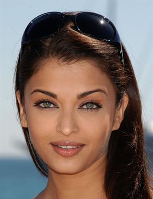 Aishwarya Rai Cannes 'Provoked' Photocall
