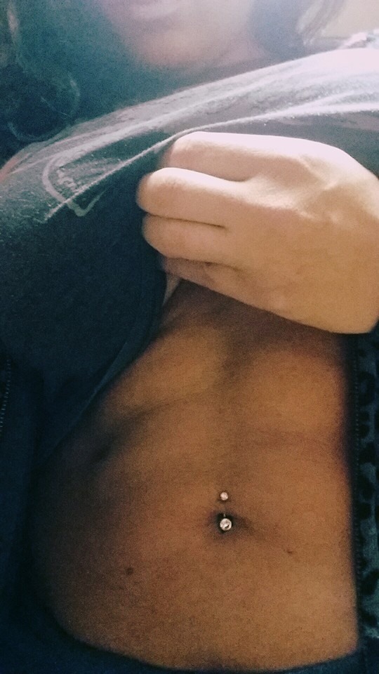 Isabelle Turell taking a selfie