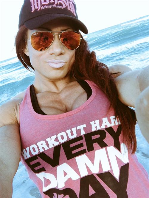 Isabelle Turell taking a selfie