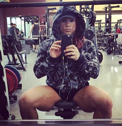 Isabelle Turell taking a selfie