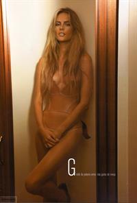 Alessandra Ambrosio Hommem Vogue Brazil Magazine 2009 