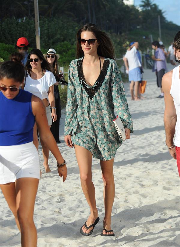 Alessandra Ambrosio – beach candids in Miami 12/6/13  