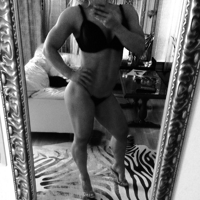 Minna Pajulahti taking a selfie