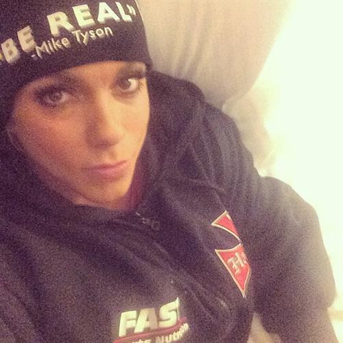 Minna Pajulahti taking a selfie