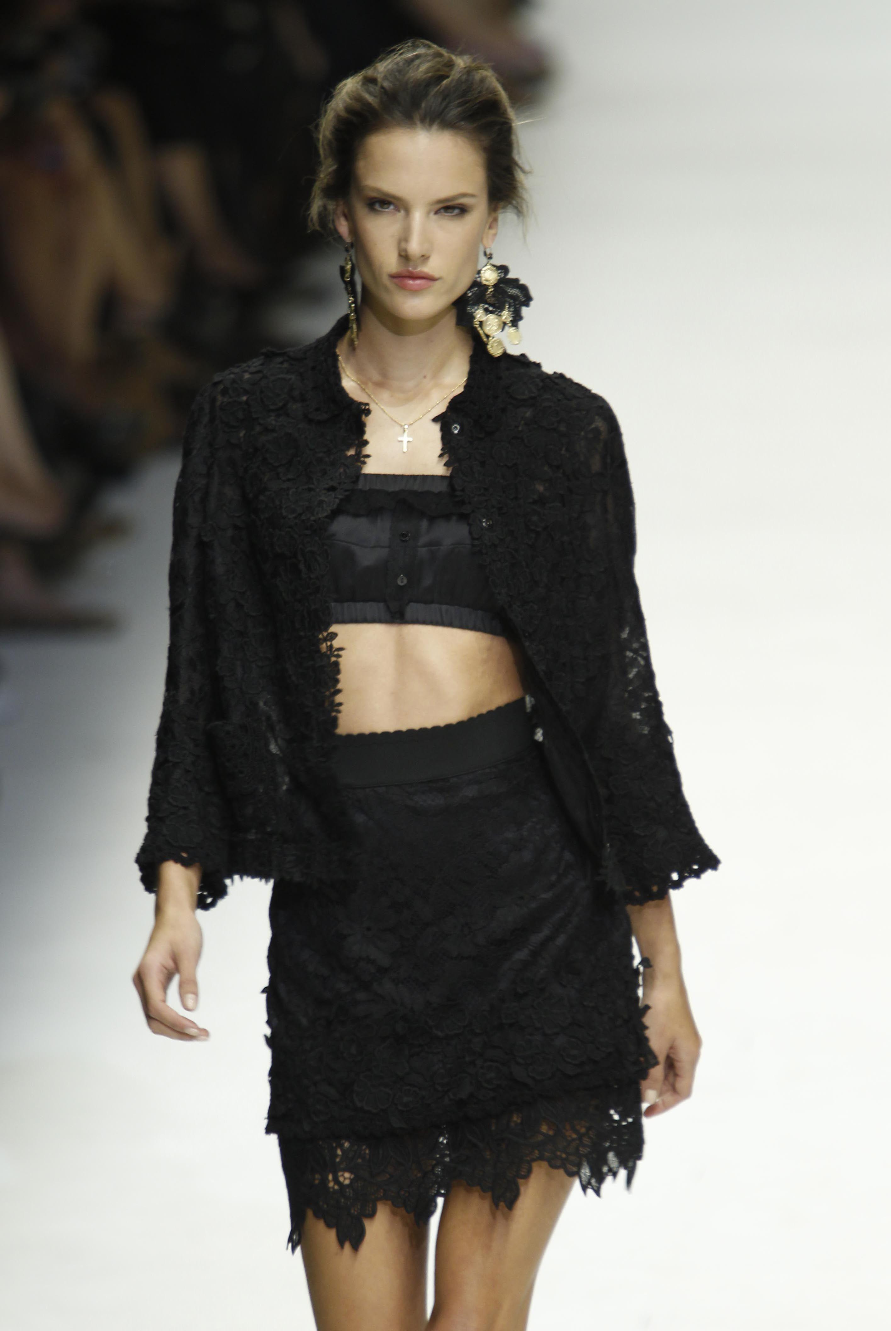 Alessandra Ambrosio Pictures Alessandra Ambrosio Dolce Gabbana