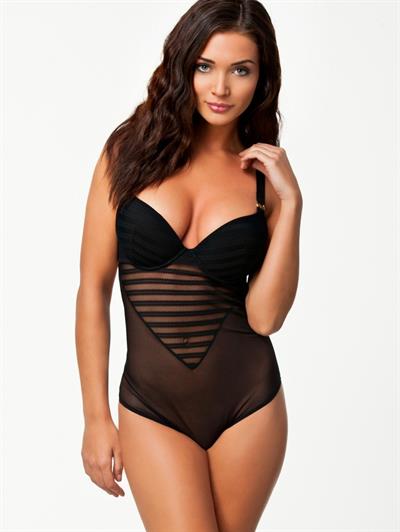 Amy Jackson in lingerie