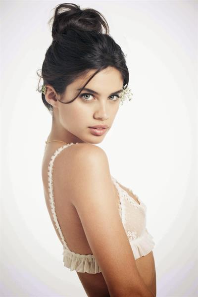 Sara Sampaio in lingerie