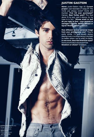 Justin Gaston