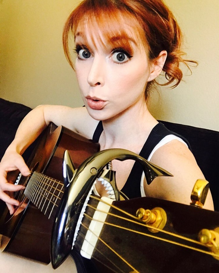 Lisa Foiles
