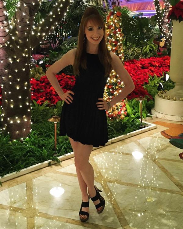 Lisa Foiles