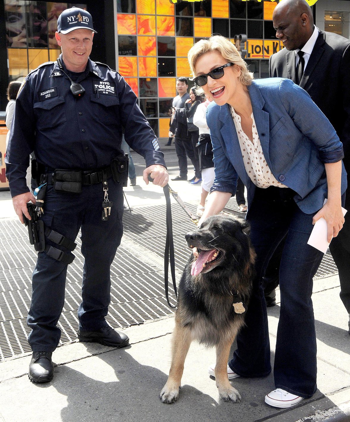 Jane Lynch in New York City (May 21, 2013) 