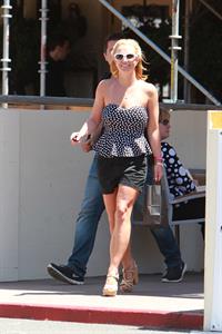 Britney Spears shopping in Westlake Village August 13, 2014