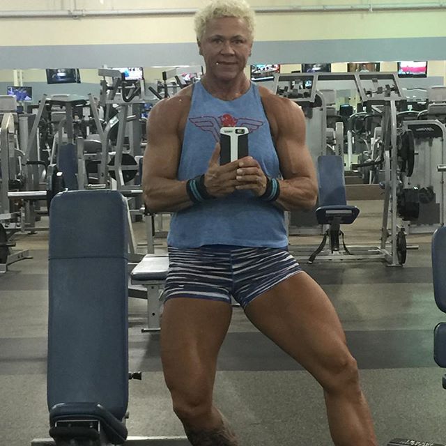 Jayne Stark taking a selfie