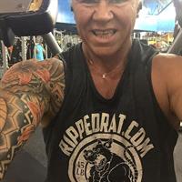 Jayne Stark taking a selfie