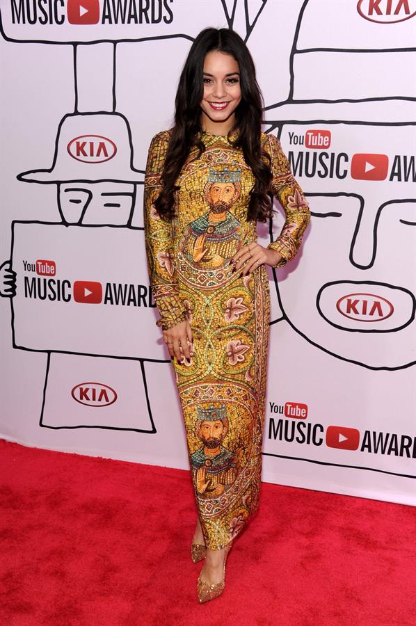 Vanessa Hudgens – YouTube Music Awards 11/3/13  