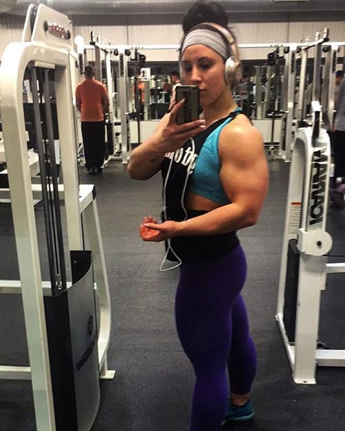 Chloe Sannito taking a selfie