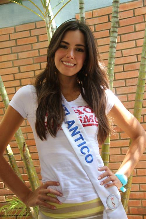 Paulina Vega