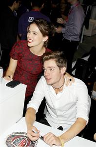 Zoey Deutch – “Vampire Academy” Panel NYCC 10/11/13  
