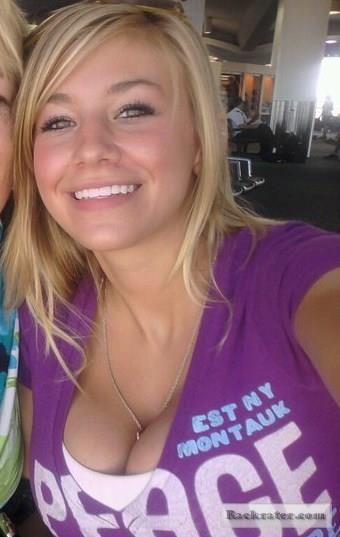 Danielle Hotin taking a selfie