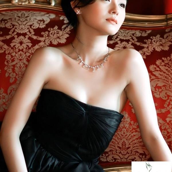 Barbie Hsu