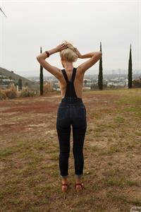 Leisel Bonnke in Overalls