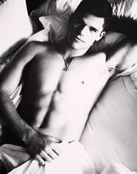 Charlie Carver