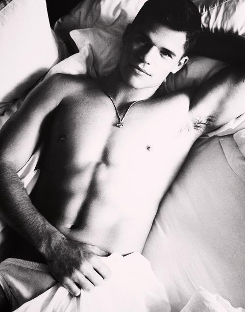 Charlie Carver