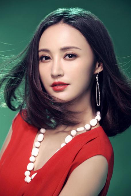 Xinyi Zhang