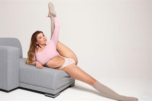 Lucy Pictures Please Me - Free preview - WATCH4BEAUTY | Nude Art Magazine