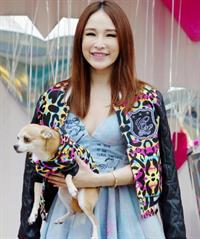 Elva Hsiao