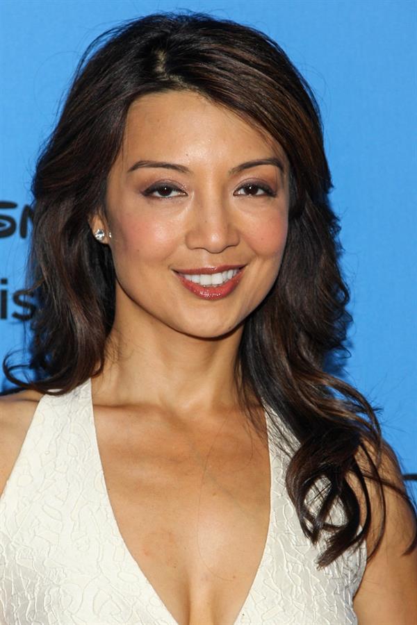 Ming-Na Wen