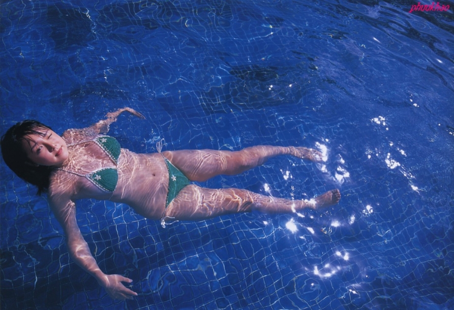 Ai Shinozaki in a bikini